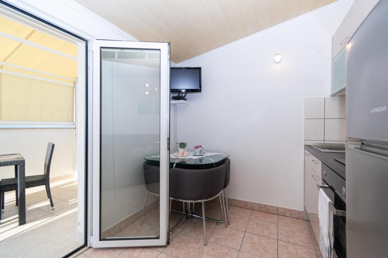 Apartment Mandre 4093B Εξωτερικό φωτογραφία